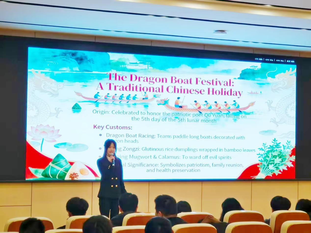 以英语传播文化，以行动践行校训 | 英语口语竞赛顺利举行