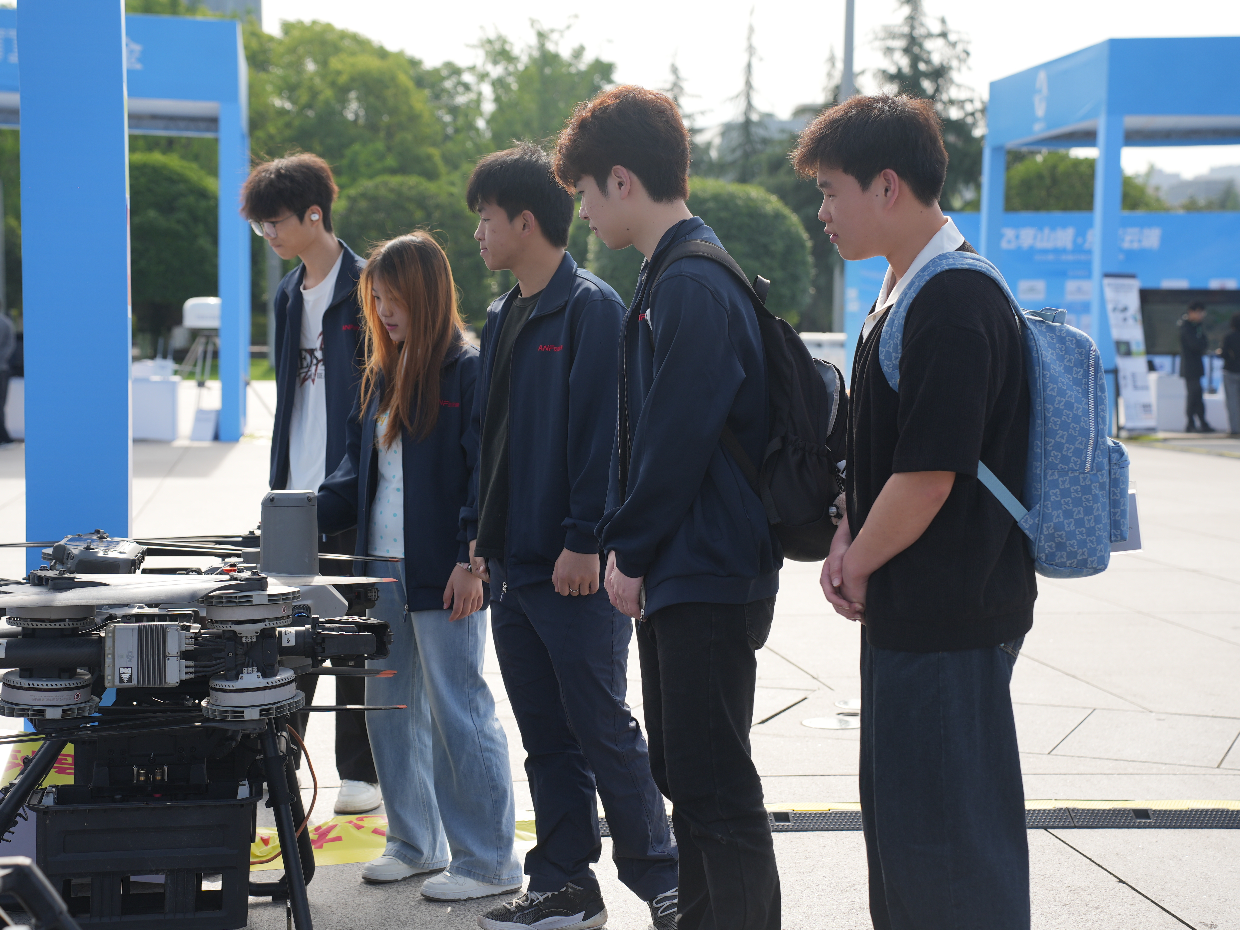 飞越山城&middot;感知未来 &mdash;&mdash;低空经济学院学生沉浸式体验2026低空飞行展